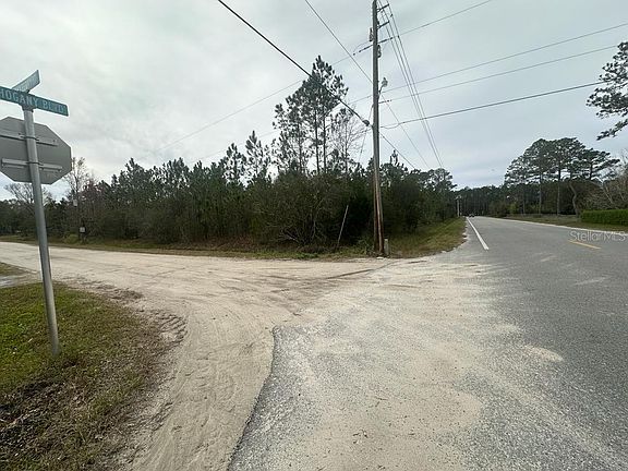 3rd image of 6643 MAHOGANY BOULEVARD