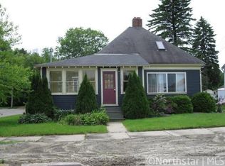 12815 Newell Ave, Lindstrom, MN 55045