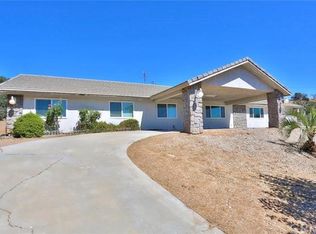 7686 Oak Hill Rd, Hesperia, CA 92344