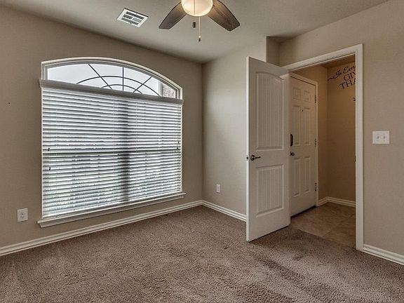 3rd image of 10209 NW 24th Ter