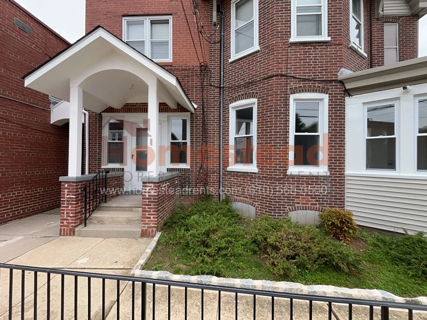 900 Market St — Photo 2