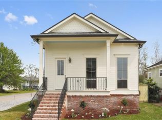 6423 Painters St, New Orleans, LA 70122
