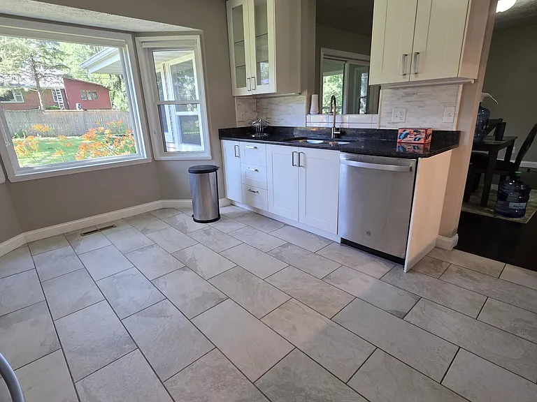 3827 Abbotsford Rd — Photo 14