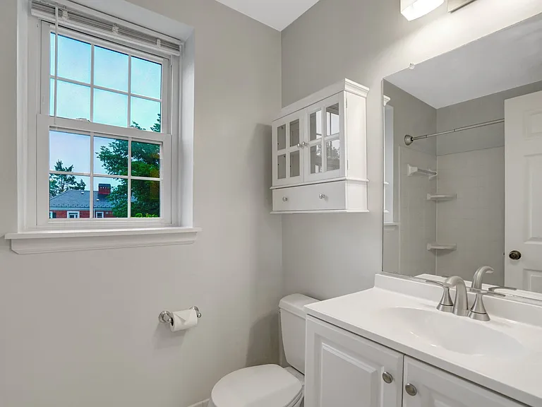 2873 S Buchanan St #C2 — Photo 16