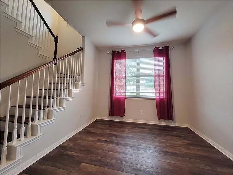 4601 Rolling Water Dr — Photo 4