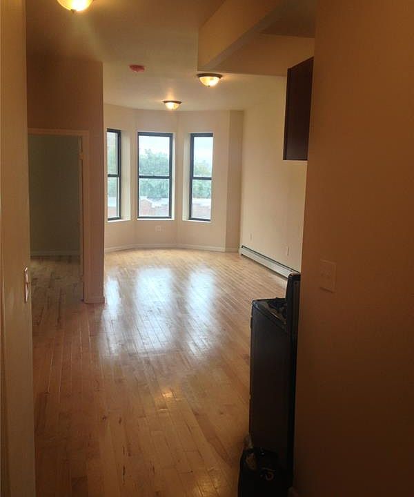 1st image of 1549 Eastern Pkwy APT 2