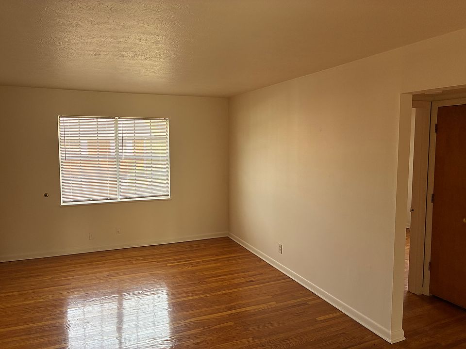 1st image of 2632 Lindsay Ave #A3