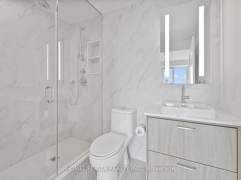 858 Dupont St #602 — Photo 30