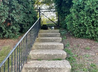 500 Lake Ave #3, Woodstock, IL 60098