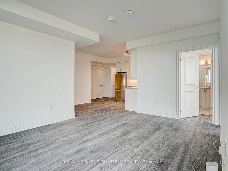 1050 Main St E #513 — Photo 14