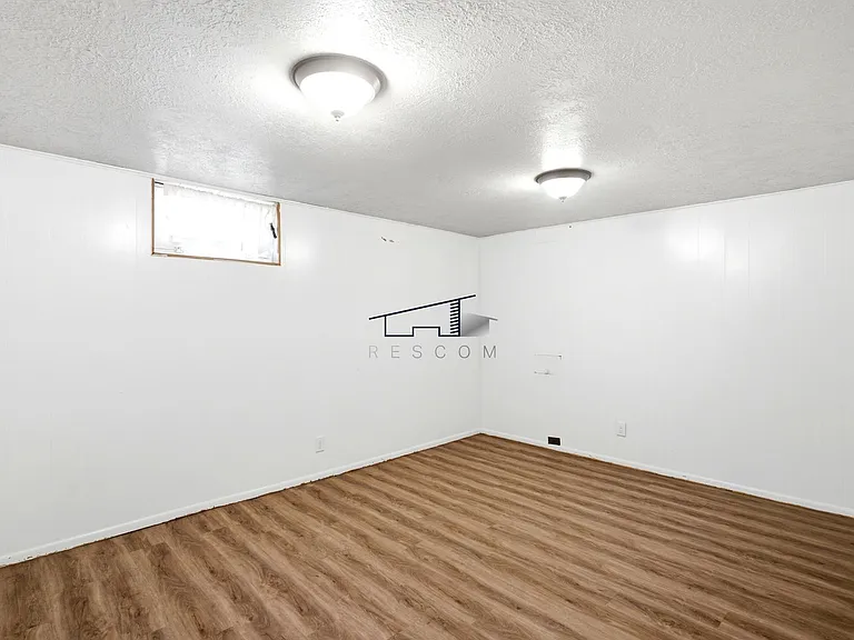 3729 Jackson Ave — Photo 23