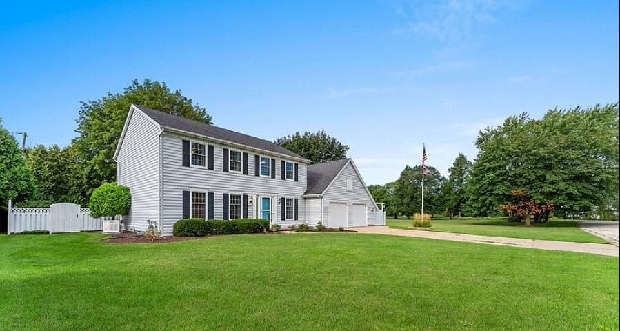 1st image of 643 Stambaugh Rd