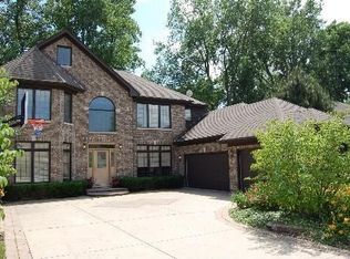 1210 Hilary Ln, Highland Park, IL 60035