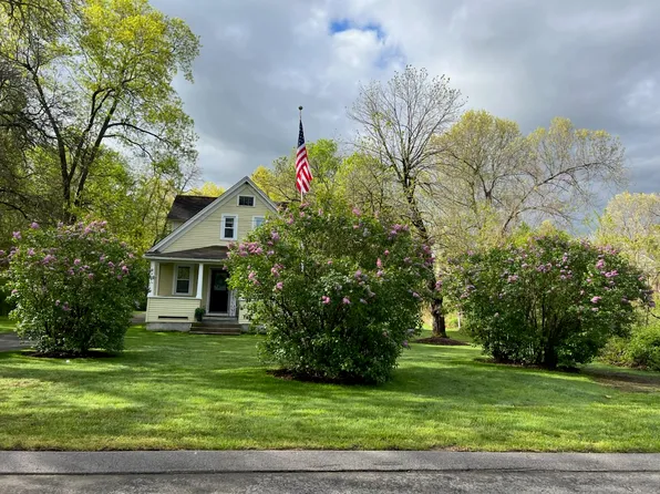 90 Washington Rd, Wilbraham, MA 01095