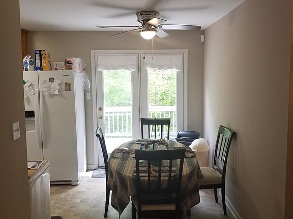 3rd image of 4605 Mason Dale Ct