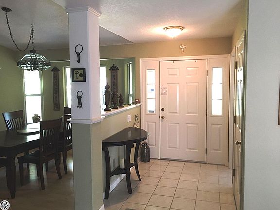 5th image of 19415 Pine Mountain Dr Unit 1