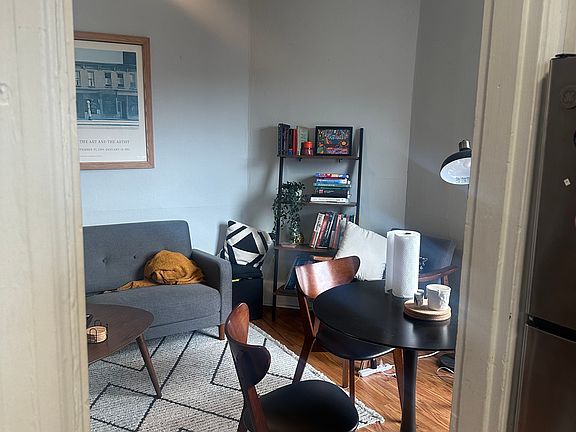 2nd image of 251 S Saint Clair St #12