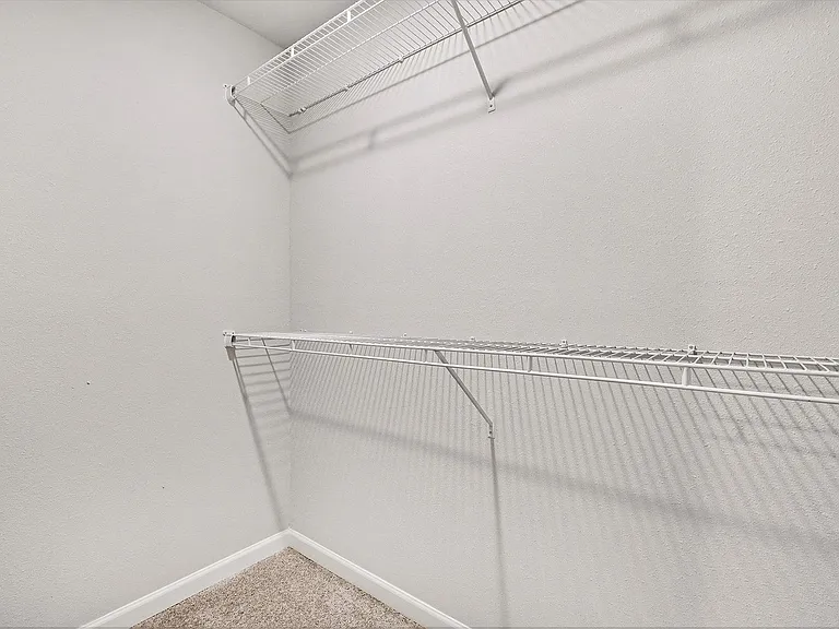 7360 Sessile Cir — Photo 21
