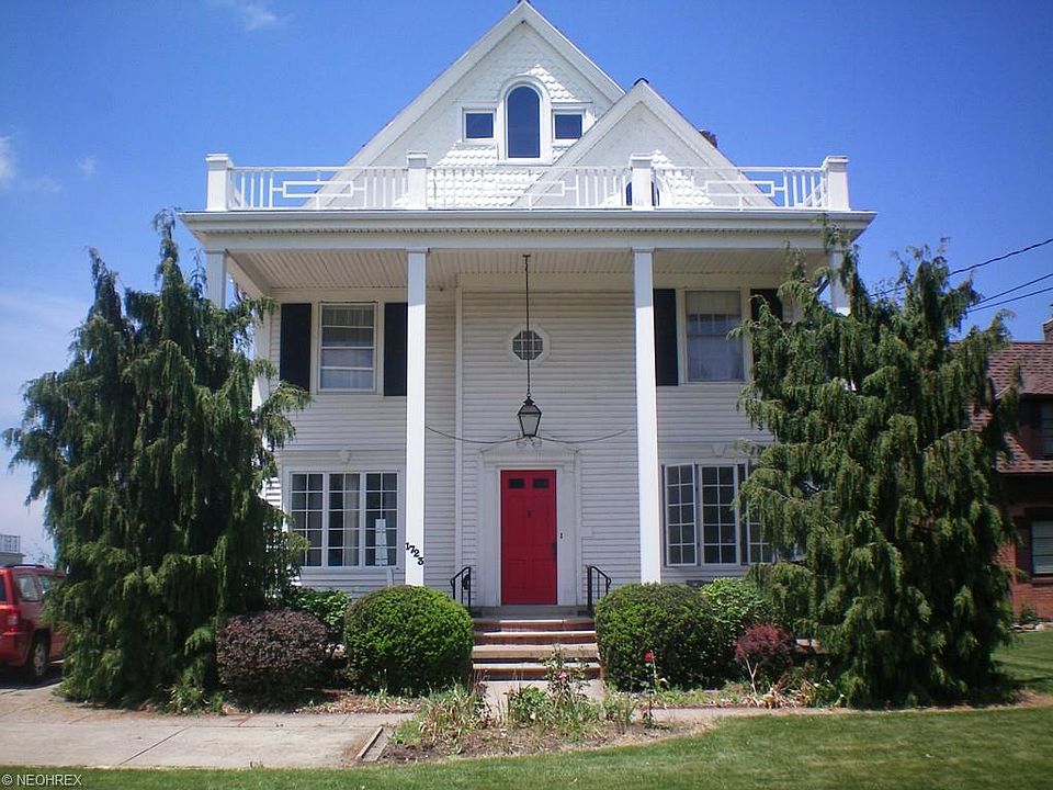 1st image of 1723 E Erie Ave