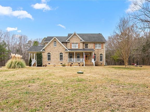 2nd image of 2101 Waterwheel Rd