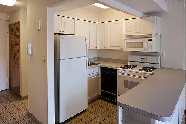 Sold by Stribling | media 3