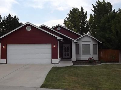 221 Applewood Cir, Nampa, ID, 83686