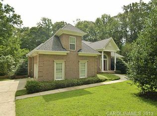 3609 Robin Ln, Charlotte, NC 28269