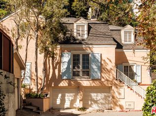 419 Hillside Ln, Santa Monica, CA 90402