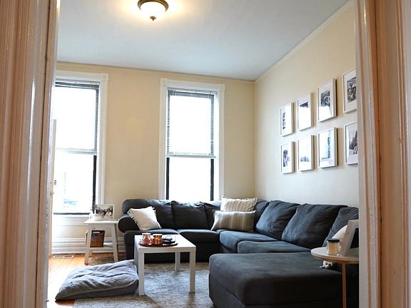 5th image of 3642 N Lakewood Ave APT 1