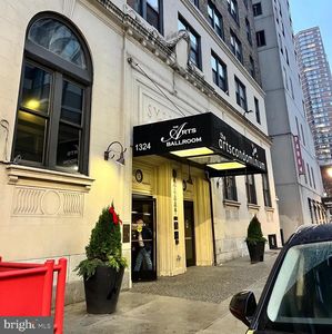1324 Locust St APT 1108, Philadelphia, PA, 19107