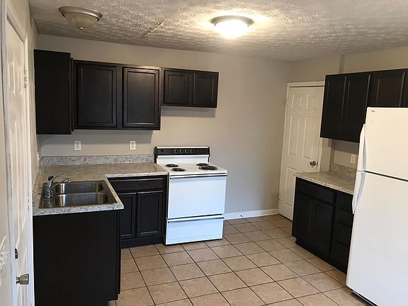 2nd image of 2960 W 21st St