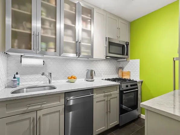 333 E 79th St APT 5P, New York, NY 10075
