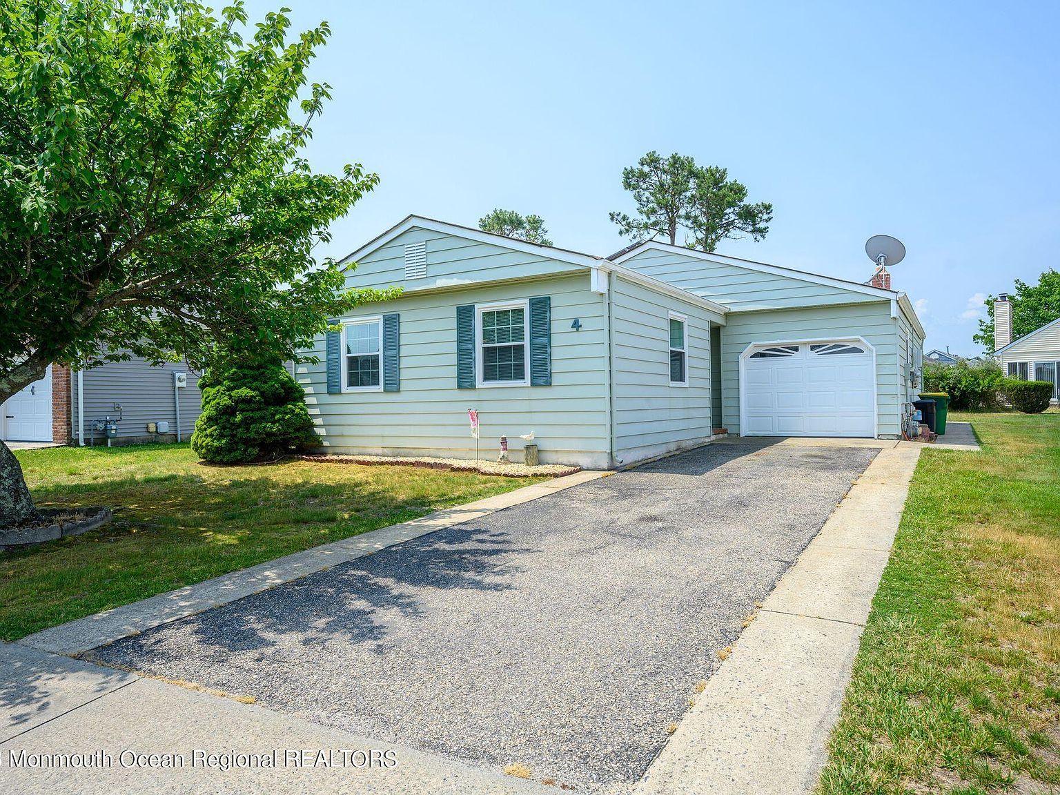 4 Leighton Court, Toms River, NJ 08757 Zillow