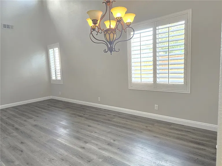31361 Congressional Dr — Photo 21