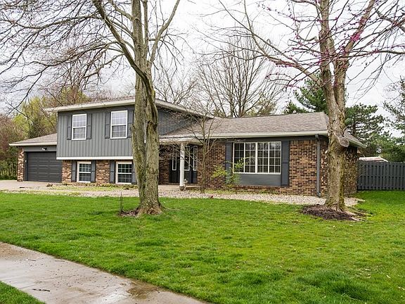 2nd image of 155 Lexington Dr