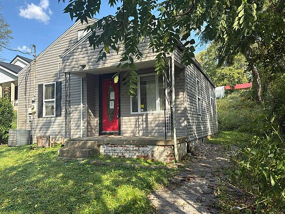 2nd image of 169 Hawe St