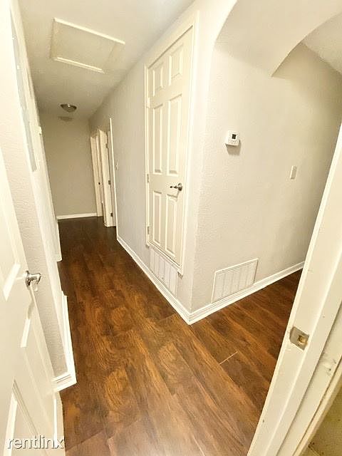 1st image of 4302 Seabrook Dr