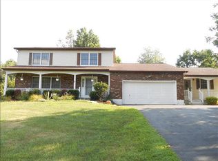 16 Kim Ln, Poughkeepsie, NY 12601