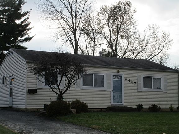 3rd image of 4437 Broadhurst Dr