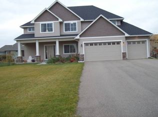 9542 Dunes Ct S, Cottage Grove, MN 55016