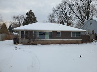 4211 South St, McHenry, IL 60050