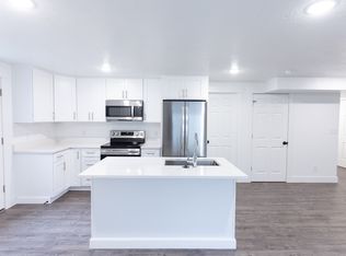 4927 N Brandon Park Dr, Eagle Mountain, UT 84005