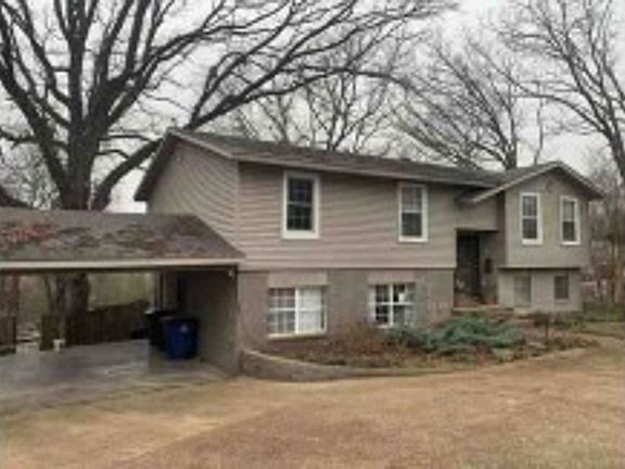 4th image of 1344 Skyline Dr