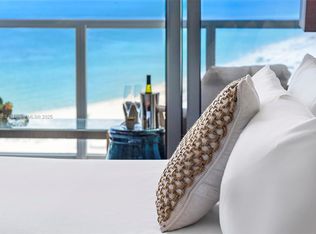2201 Collins Ave #2003/UPH, Miami Beach, FL 33139