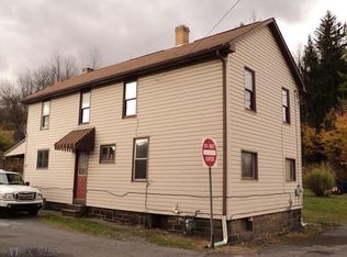 627 High St, Gallitzin, PA 16641