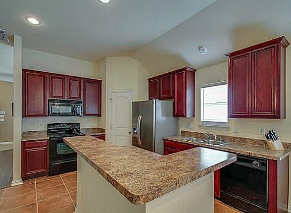 5th image of 53 N Highland Dr