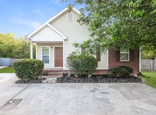 621 Forest Park Ct, Madison, TN 37115