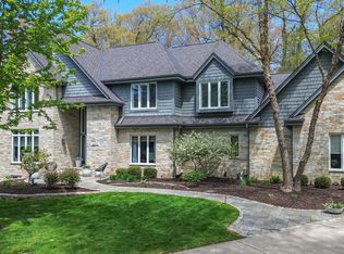 19630 Independence Ct, Brookfield, WI 53045