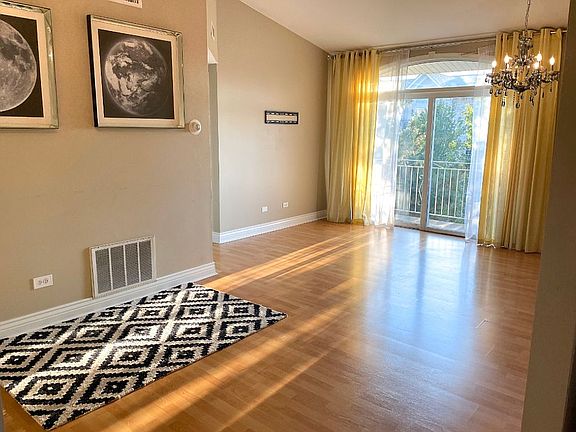 2nd image of 9431 S 79th Ave APT 305N