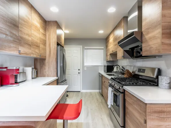 179 Fair Oaks Ave, Mountain View, CA 94040